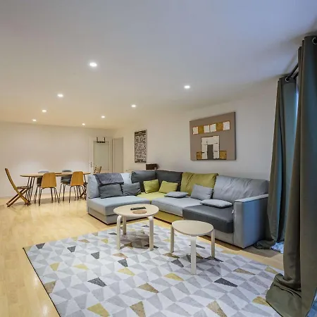 Moderne 2 Au Centre De Biarritz, A 320 M De La - Fr-1-3-577 Apartment *