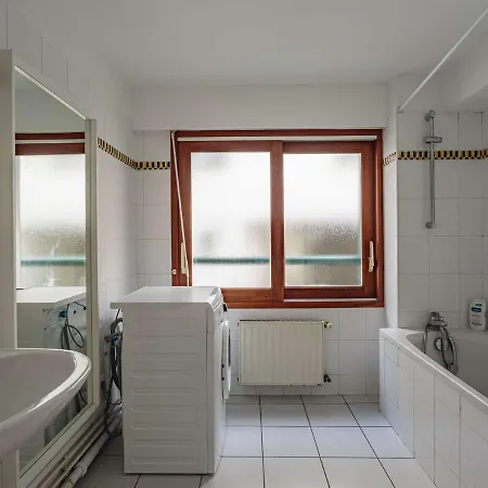 Moderne 2 Au Centre De Biarritz, A 320 M De La - Fr-1-3-577 Appartement *